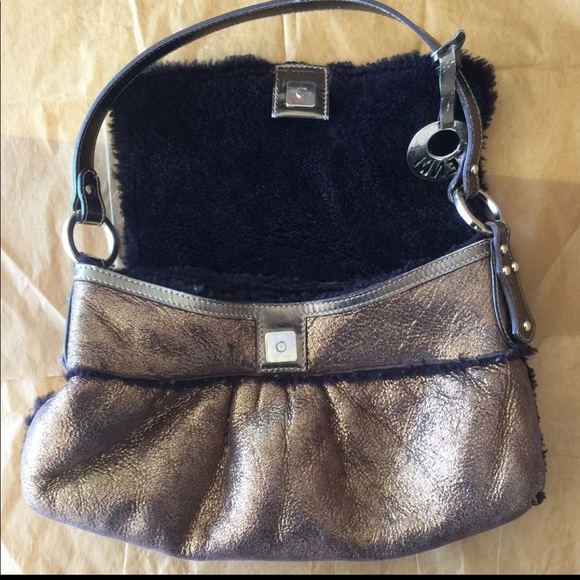 Authentic Fendi Gold Metallic Shearling Fun lined - Picture 8 of 12